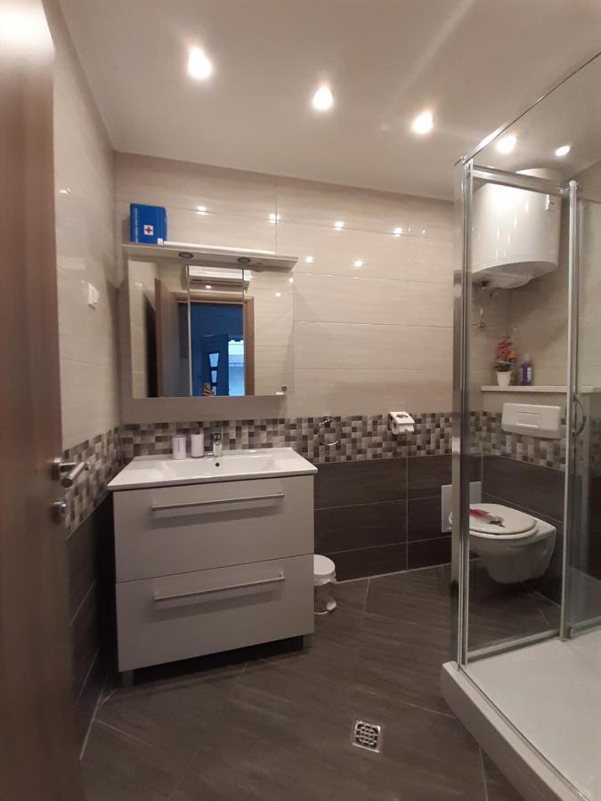 Apartment Lucky With Jacuzzi Trogir Exteriér fotografie