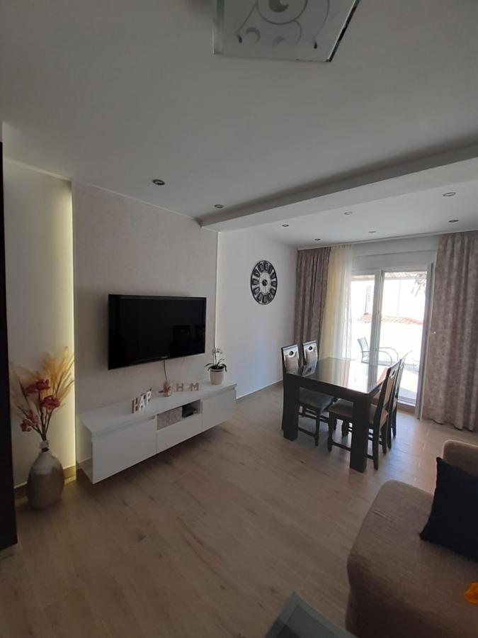 Apartment Lucky With Jacuzzi Trogir Exteriér fotografie