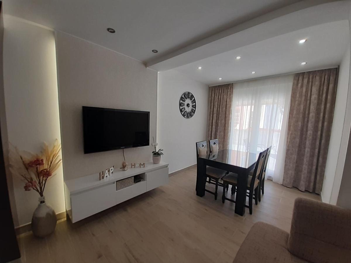 Apartment Lucky With Jacuzzi Trogir Exteriér fotografie