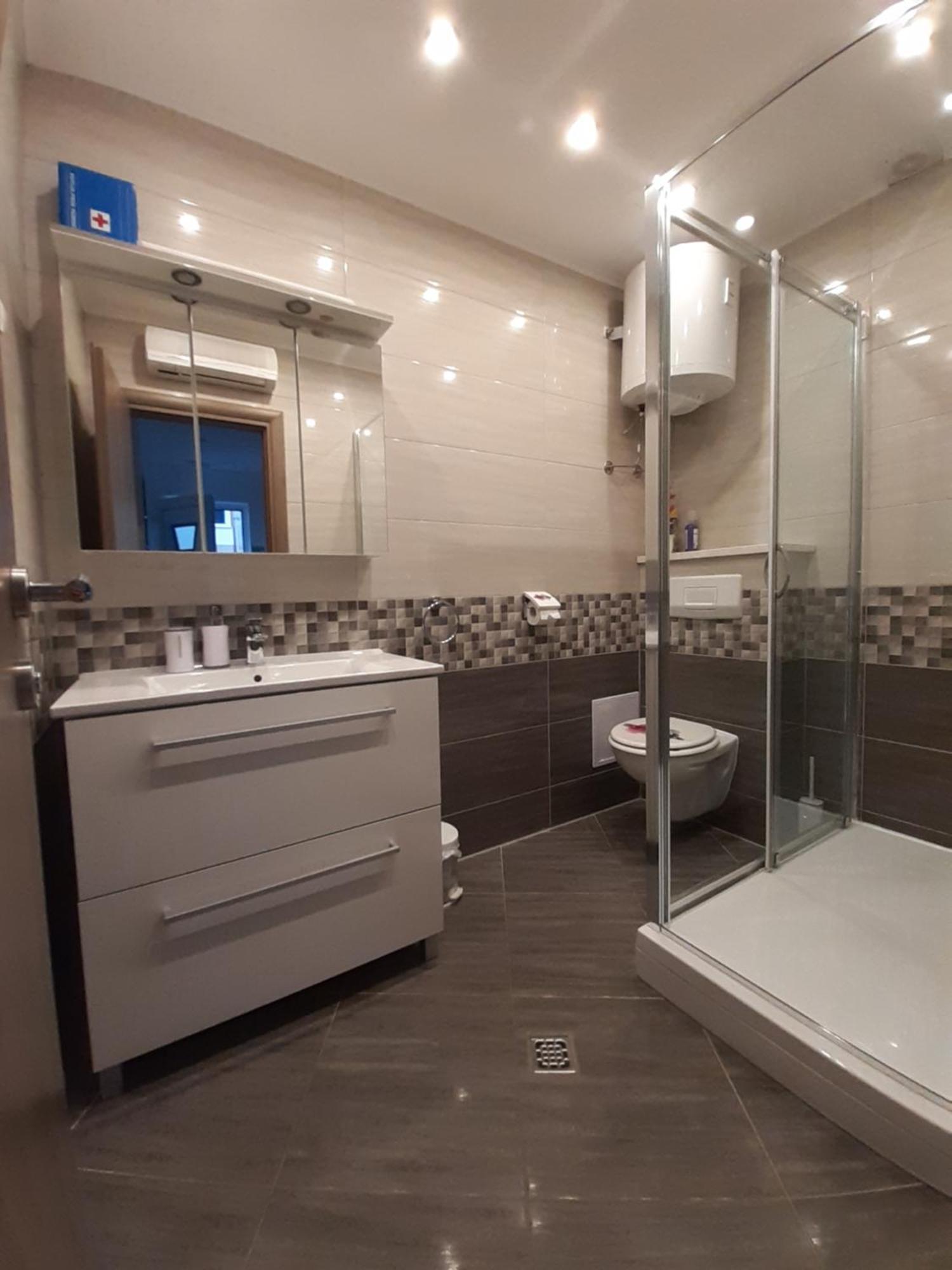 Apartment Lucky With Jacuzzi Trogir Pokoj fotografie
