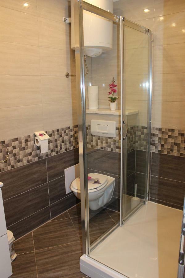 Apartment Lucky With Jacuzzi Trogir Exteriér fotografie